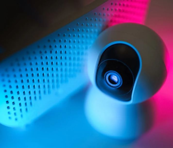 security-camera-set-up smart home system interface with connected devices